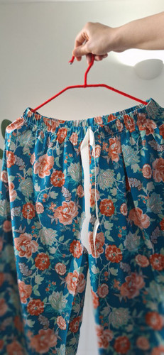 شلوار طرح دار پاپیون سفید جنس نخی کار ترک