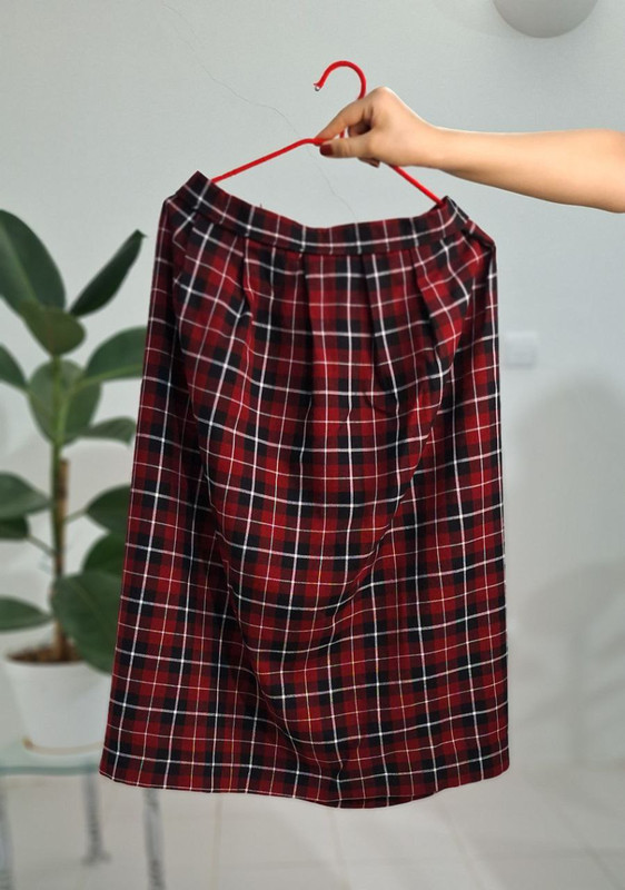 دامن چارخونه ای سه دکمه جنس نخی سایز ۳۸ کار ترک